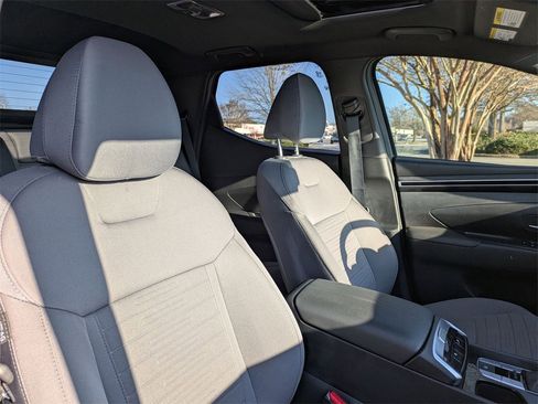 Used 2024 Hyundai Santa Cruz SEL w/ Activity Package image 20