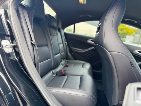 Used 2019 Mercedes-Benz CLA 250 image 33