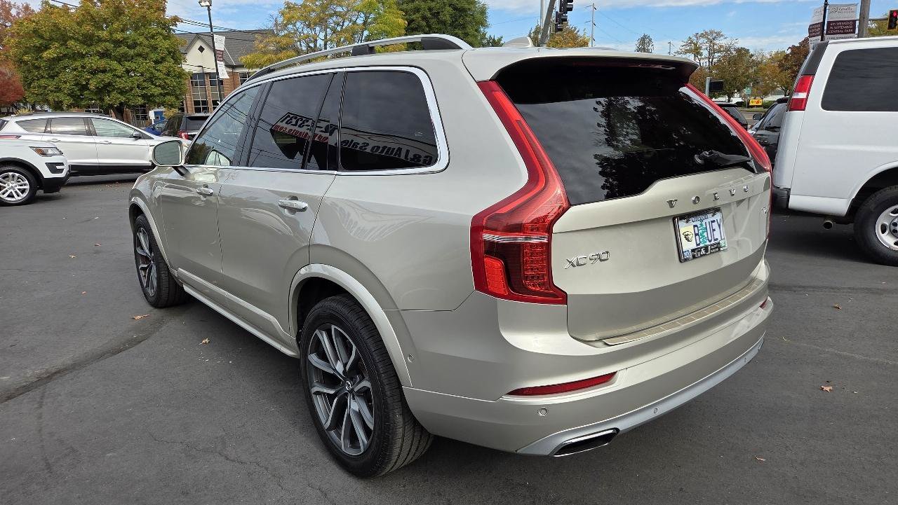 Used 2016 Volvo XC90 T6 Momentum w/ Momentum Plus Package AWD/4WD image 11