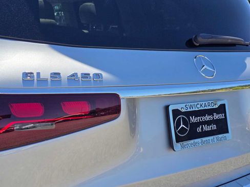 Used 2026 Mercedes-Benz GLS 450 4MATIC image 16