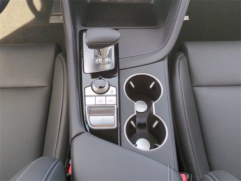 New 2026 Genesis G70 2.5T image 17