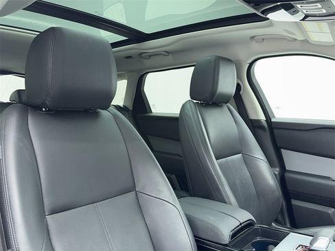 Used 2024 Land Rover Range Rover Velar S image 46