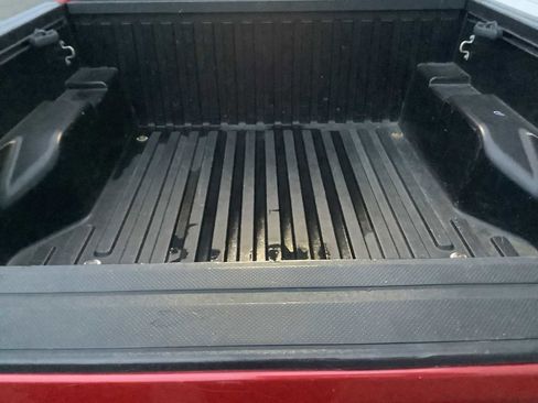 Used 2018 Toyota Tacoma TRD Sport image 14