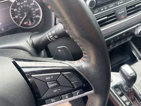 Used 2023 Nissan Altima 2.5 SR image 10