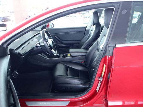 Used 2019 Tesla Model 3 Long Range RWD image 15