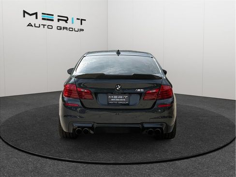 Used 2014 BMW M5 RWD image 8