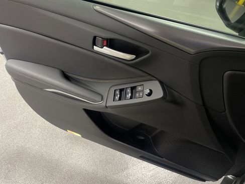 Used 2020 Toyota Avalon XSE image 14