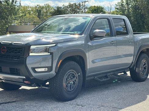 New 2025 Nissan Frontier PRO-4X image 2