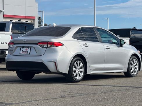Certified 2025 Toyota Corolla LE image 5