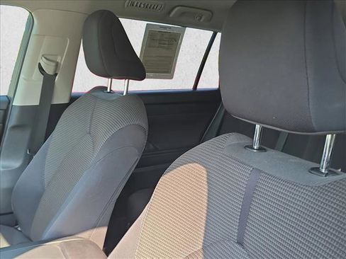 Certified 2024 Toyota Highlander LE FWD image 15