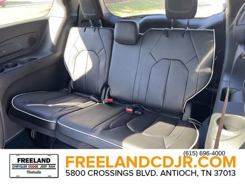 New 2026 Chrysler Pacifica Limited w/ S Appearance Package image 19