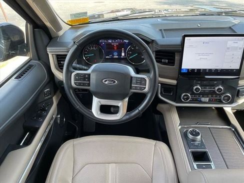 Used 2024 Ford Expedition Max Limited image 10