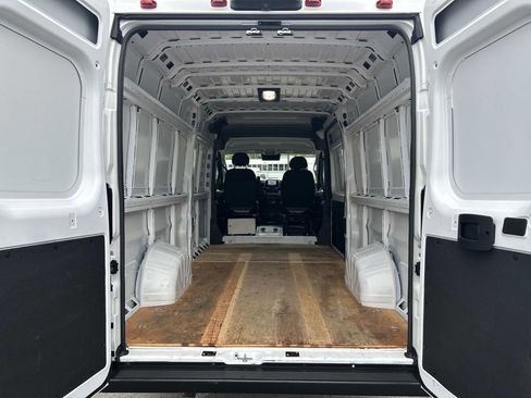 Used 2024 RAM ProMaster 3500 w/ Convenience Group FWD image 14