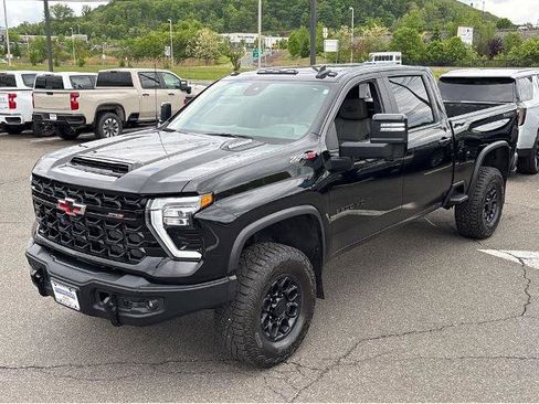 Used 2024 Chevrolet Silverado 2500 ZR2 w/ ZR2 Bison Edition AWD/4WD image 26