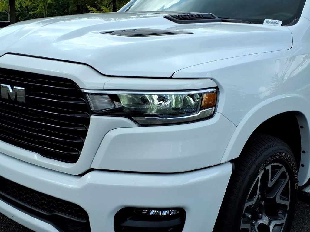 Used 2025 RAM 1500 Laramie w/ Sport Appearance Package AWD/4WD image 26