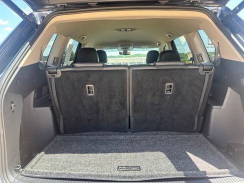 Used 2024 Volkswagen Atlas SE FWD image 10