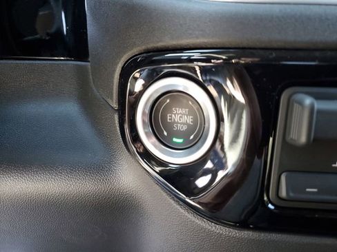 New 2026 GMC Sierra 1500 Elevation image 19