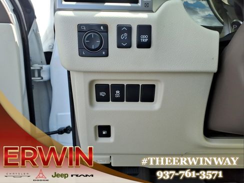 Used 2018 Lexus GX 460 Premium AWD/4WD image 15