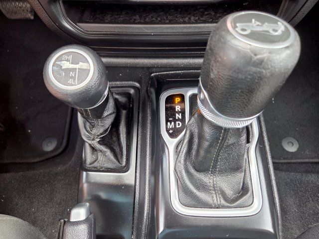 Certified 2018 Jeep Wrangler Unlimited Sport S AWD/4WD image 27