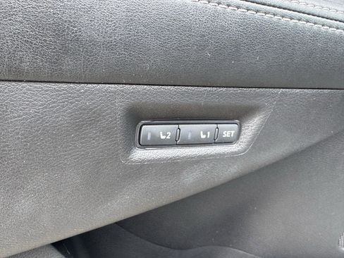 Certified 2017 Nissan Murano Platinum w/ Platinum Technology Package image 26