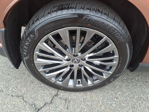 Certified 2024 Lexus RX 450h Luxury image 7