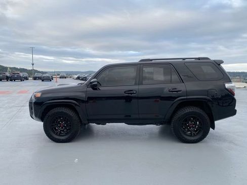 Certified 2020 Toyota 4Runner TRD Off-Road Premium w/ Moonroof Package AWD/4WD image 6