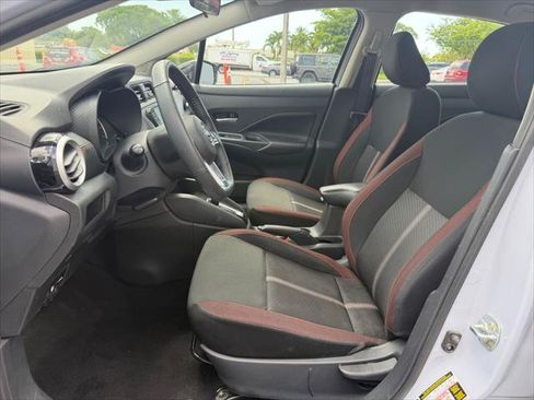 Used 2024 Nissan Versa SR FWD image 20