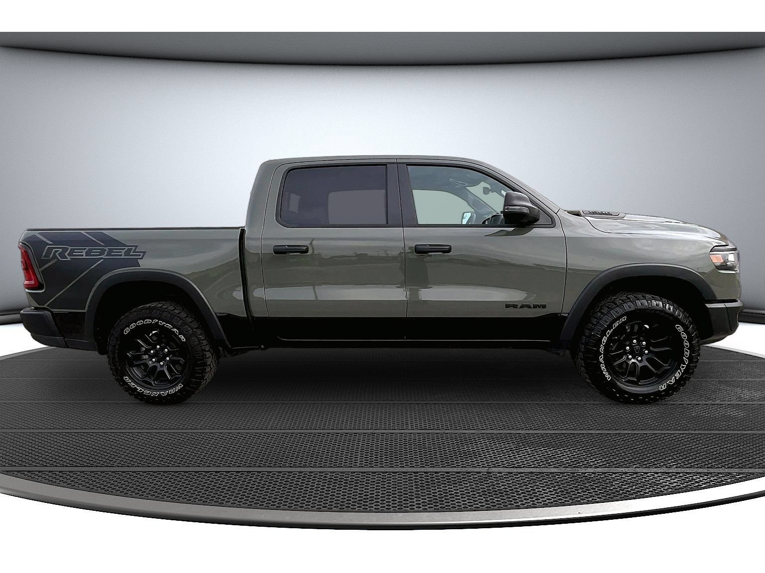 Used 2026 RAM 1500 Rebel w/ Rebel Level 1 Equipment Group AWD/4WD image 15