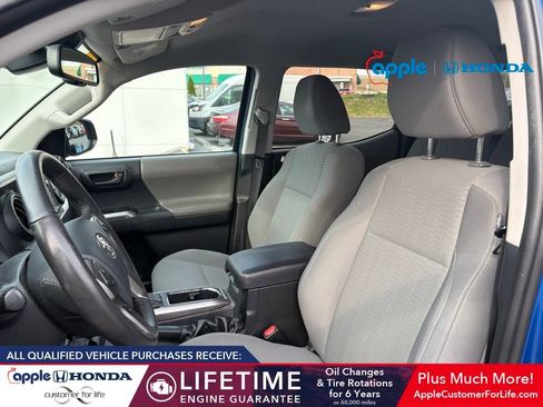 Used 2018 Toyota Tacoma SR5 image 5