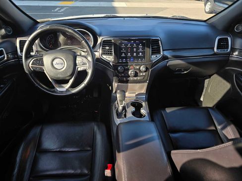 Used 2022 Jeep Grand Cherokee Limited image 20