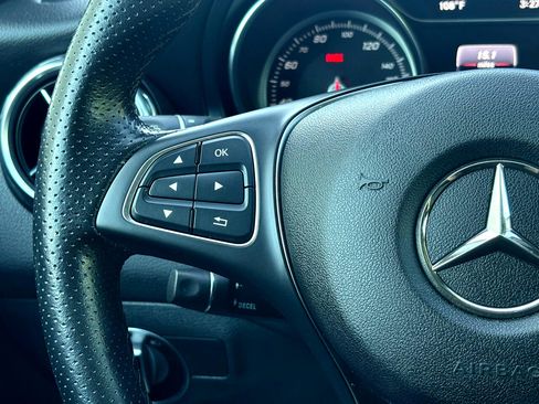 Used 2019 Mercedes-Benz GLA 250 image 26