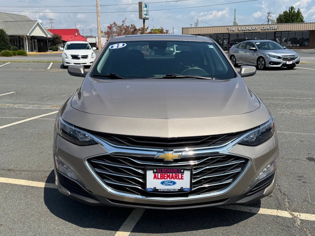 Used 2023 Chevrolet Malibu LT FWD image 9