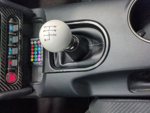 Used 2016 Ford Mustang Shelby GT350 w/ Track Package image 13