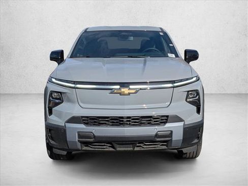 New 2026 Chevrolet Silverado EV LT image 6