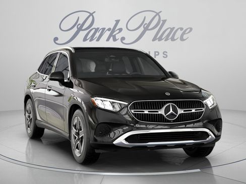 Used 2026 Mercedes-Benz GLC 300 4MATIC image 34