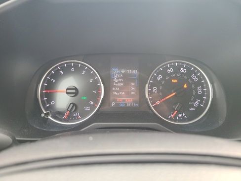 Used 2022 Toyota RAV4 XLE image 24