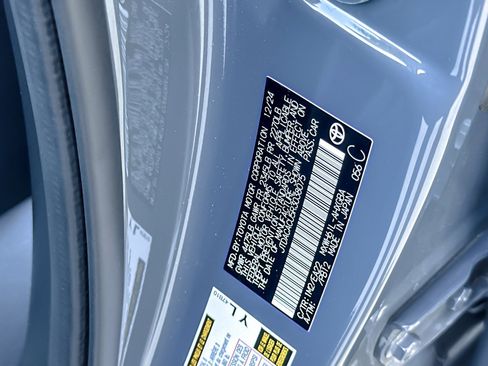 Used 2024 Toyota Prius Prime Premium image 22