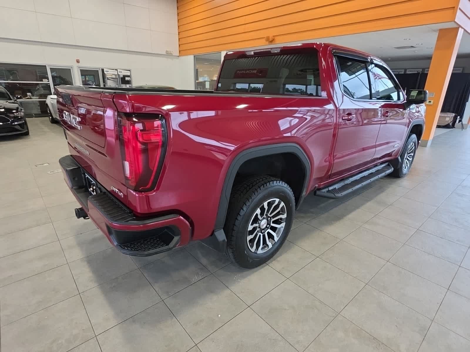 Used 2020 GMC Sierra 1500 AT4 AWD/4WD image 8