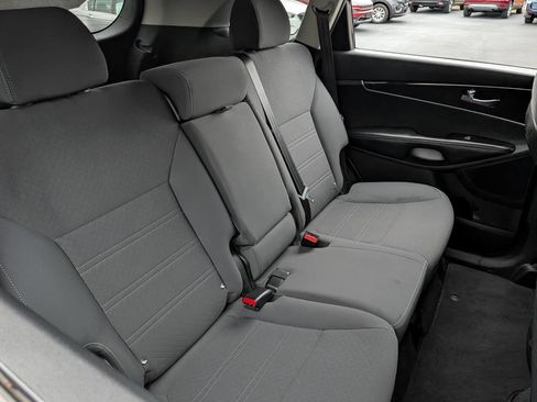 Used 2016 Kia Sorento FWD image 22