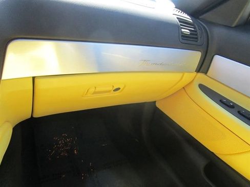 Used 2002 Ford Thunderbird RWD image 16