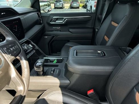Used 2022 GMC Sierra 1500 AT4 w/ AT4 Premium Package AWD/4WD image 31