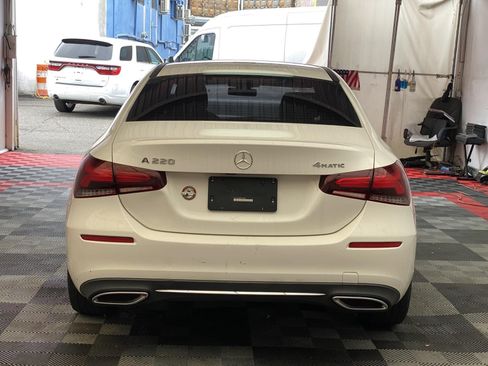 Used 2022 Mercedes-Benz A 220 4MATIC w/ Premium Package Lite image 5