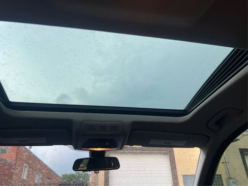 Used 2013 BMW 528i xDrive Sedan image 21