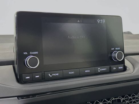 Used 2025 Honda Accord SE image 17