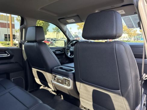 Used 2023 GMC Sierra 1500 SLT w/ SLT Premium Package image 18