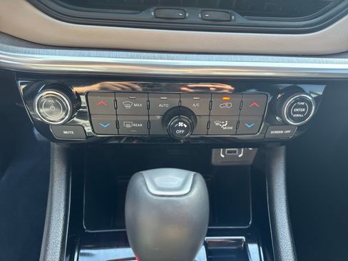 Used 2024 Jeep Compass Limited AWD/4WD image 26