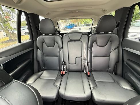 Used 2023 Volvo XC90 B5 Core w/ Protection Package AWD/4WD image 38