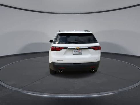 Used 2023 Chevrolet Traverse LT image 7