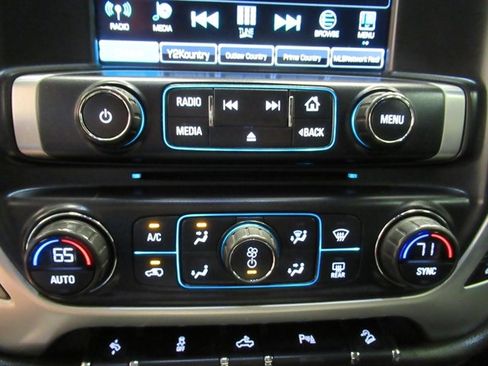 Used 2018 GMC Sierra 1500 SLT w/ SLT Preferred Package image 27