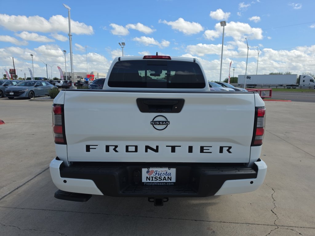 New 2027 Nissan Frontier SV w/ Tow Package RWD image 6